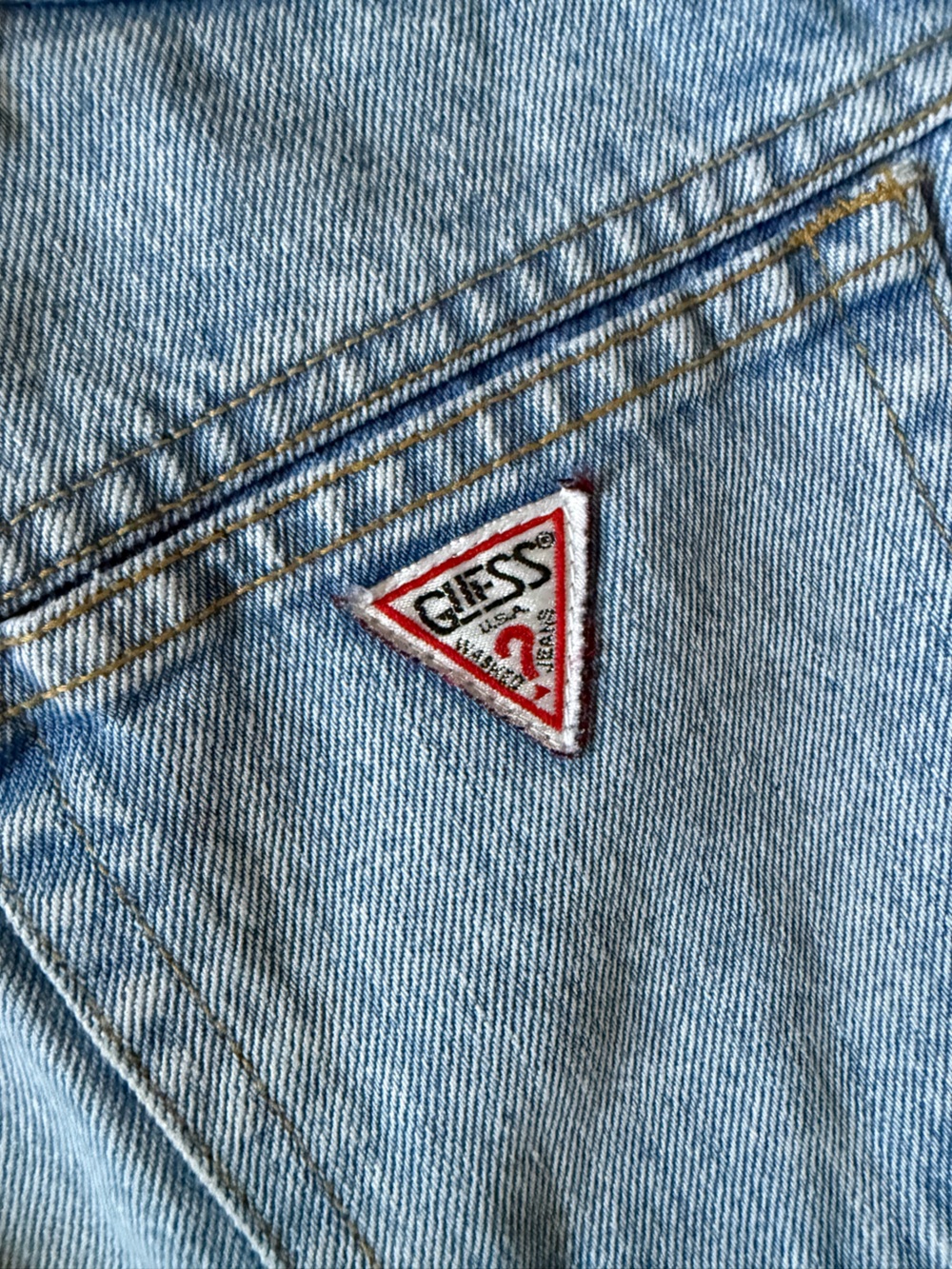 Vintage Guess Jeans, size 29, style 1015, Light Blue Wash/ Ankle Zippers - Picture 15 of 16